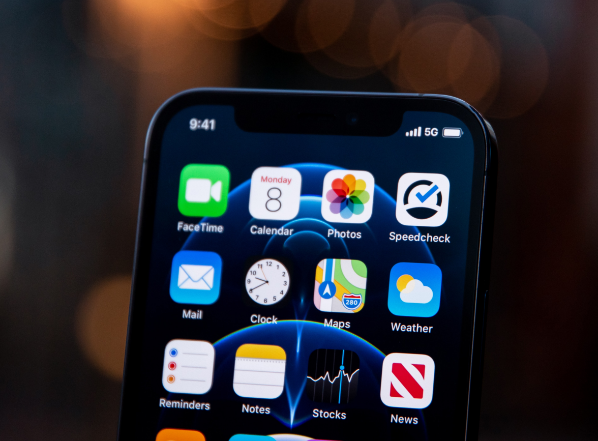 岷县苹果手机维修分享为什么 iPhone 12 在冬季会自动关机 